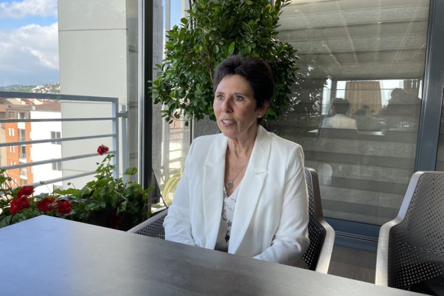 Becker recounts her experiences during the war in Kosovo: The baby’s voice still haunts me today