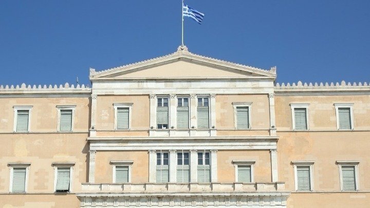 Bill on Greeks voting abroad to be posted for public consultation on Monday