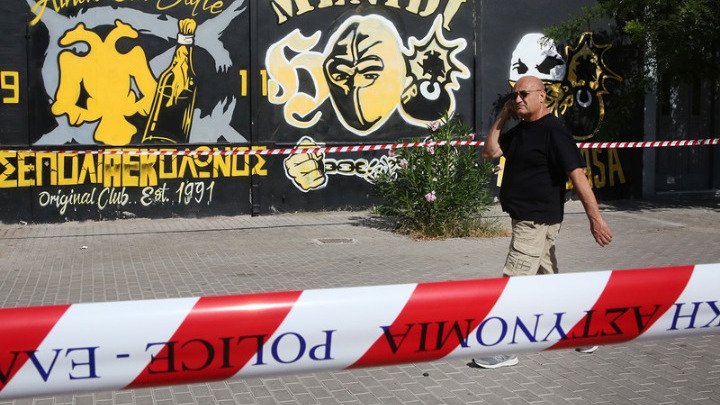 More Croatian sports fans detained on Tuesday; police release 4 of 98 arrested Monday
