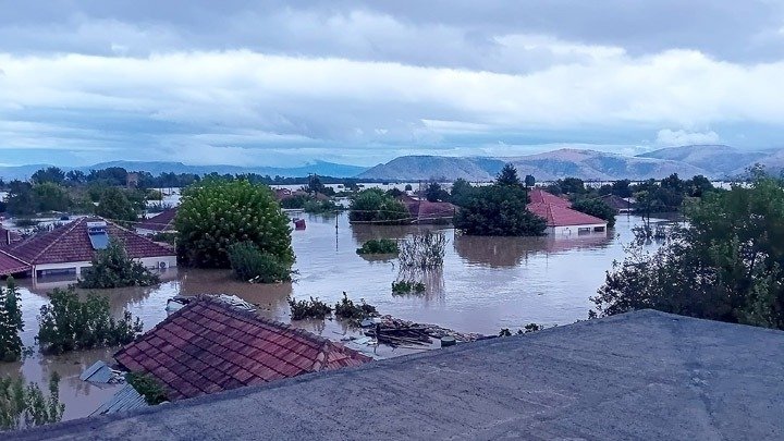 Trikala, Karditsa, Pelion, Rovies flooded as torrential rains hit Greece; people trapped in houses
