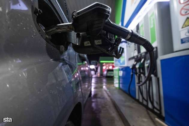 Diesel up 4% to EUR 1.664 a litre on Tuesday, petrol up 2.4%