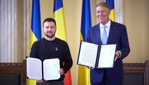 Zelensky announces launch of ‘grain corridor’ from Ukraine through Moldova to Romania