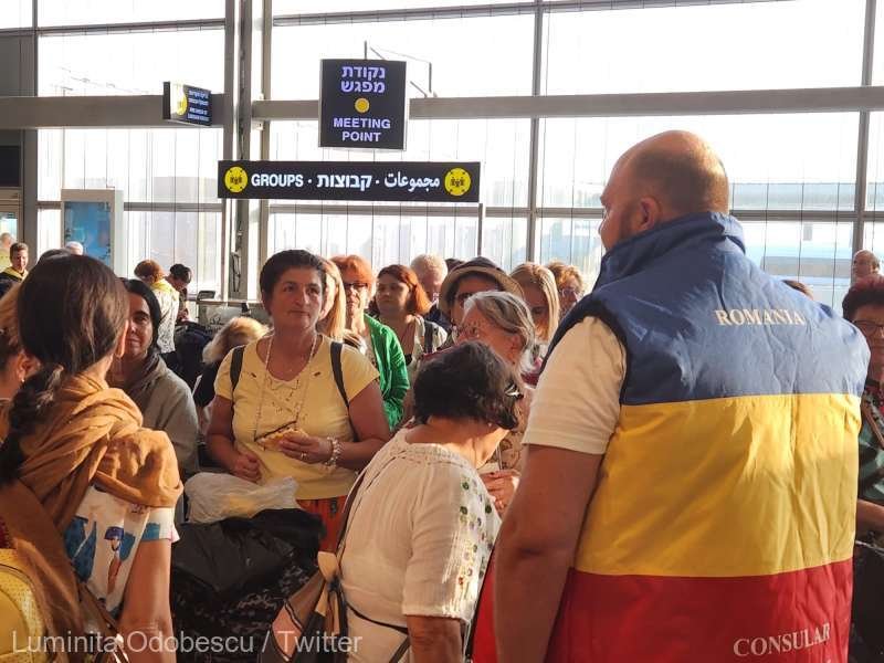 Another 596 Romanian citizens flown to Romania from Israel