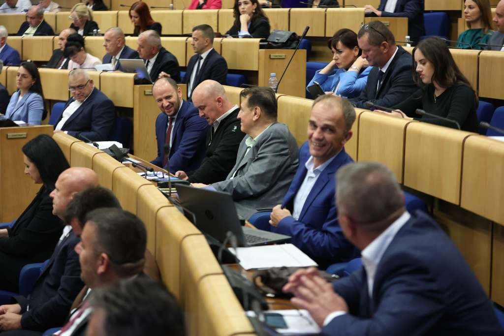 FBiH HoP to hold an extraordinary session tomorrow, budget revision in the announced agenda