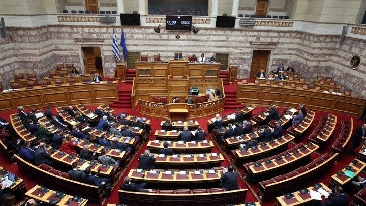 SYRIZA and PASOK proposals for preliminary committee on Tempi-related contract are rejected