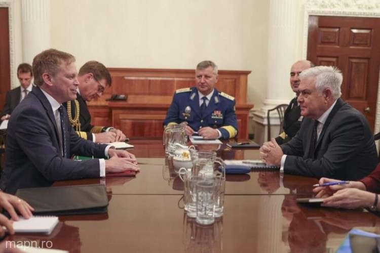 DefMin Tilvar discusses security situation in Black Sea region with British counterpart Shapps