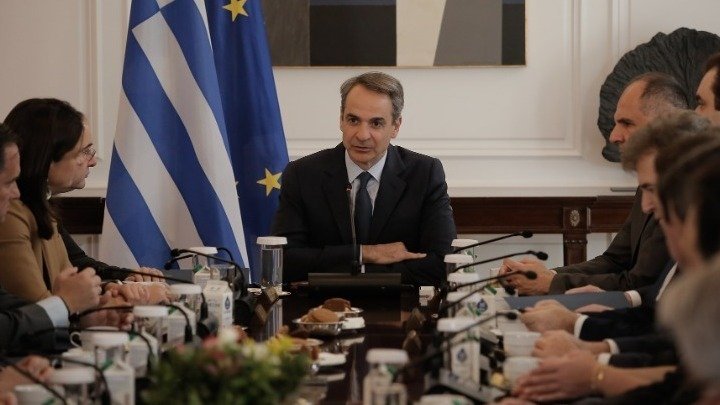Mitsotakis: Important initiatives to tackle illegal construction - New measures to combat soaring prices on Wednesday