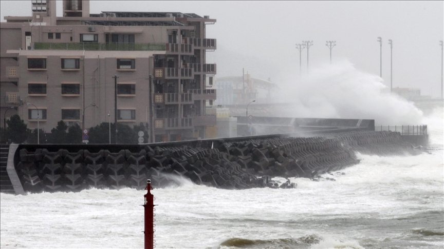 Schools closed, flights canceled as Cyclone Kirrily heads for Australia