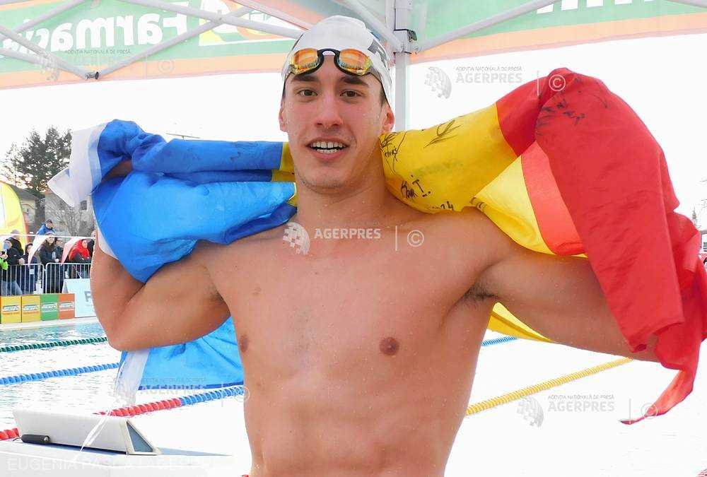 Andrei Enache and Dragos Ghile, world records at European Ice Swimming Championships in Oradea