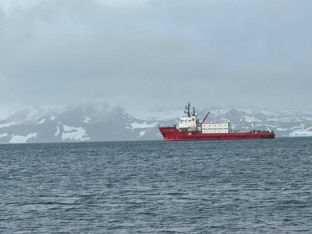 Antarctica in Focus of Year's First Public Lecture in World of Physics Series