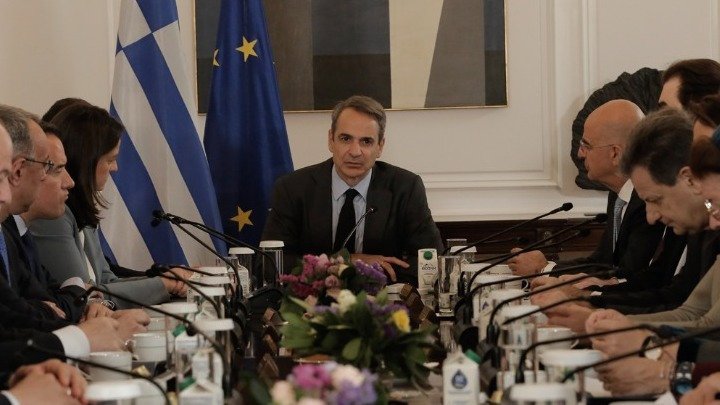 Mitsotakis: 'The prices of more than 1500 products are expected to be lower in March'
