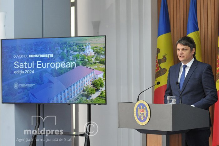Central European Midday Report: "European Integration Initiatives and Regional Diplomacy Highlights"