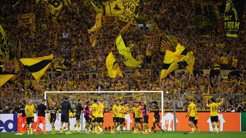 Borussia Dortmund reach Champions League final