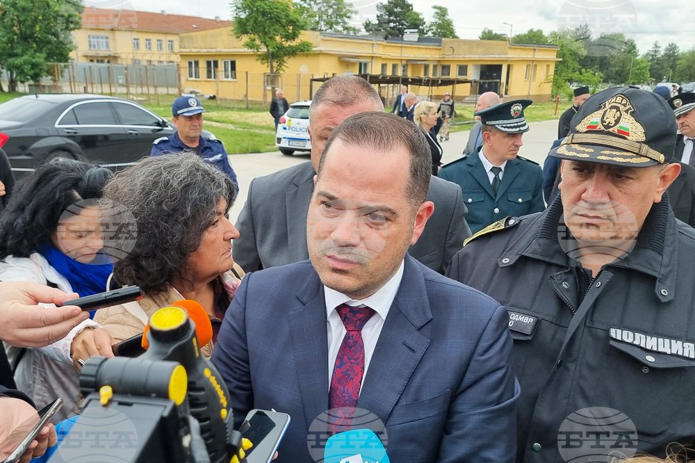 Central European Midday Report: "Regional Cooperation and Security Initiatives in Eastern Europe"