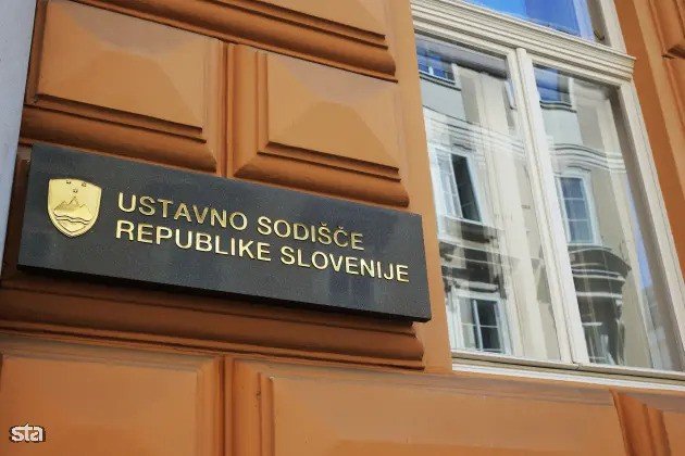 Opposition asks top court to review Palestine recognition