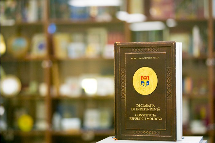 Republic of Moldova marks 30th anniversary of Constitution's adoption. Parliament convenes at plenary meeting