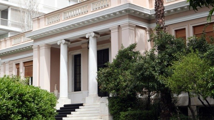 Gov't Council for National Security condemns Iran's attack against Israel, discusses evacuation of Greeks from Lebanon