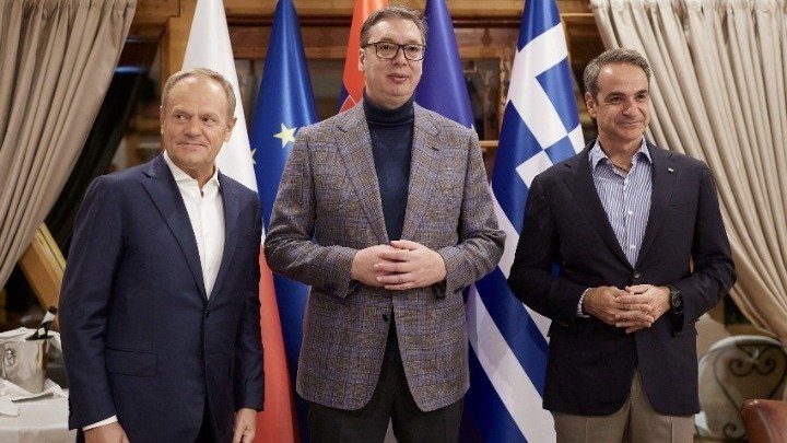 Visit by Mitsotakis and Tusk to Belgrade raises hopes for Serbia's European integration, Vucic said