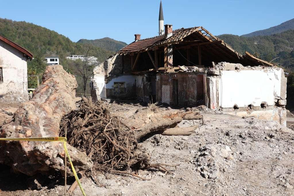 Bosnia sends Armed Forces to aid Donja Jablanica