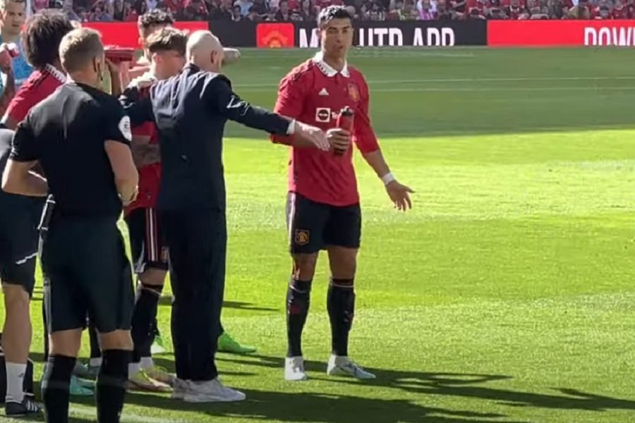 "Humiliating" treatment that Ten Hag gave to Ronaldo revealed