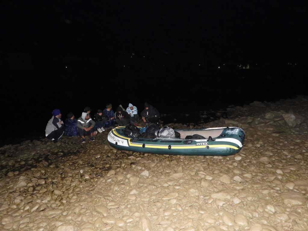 Bosnia's police thwart smuggling of foreign nationals from Serbia