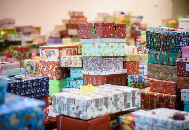 Some companies handing out generous Christmas bonuses
