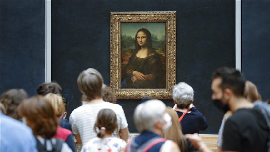 Macron Unveils Ambitious Renovation Plan for the Louvre
