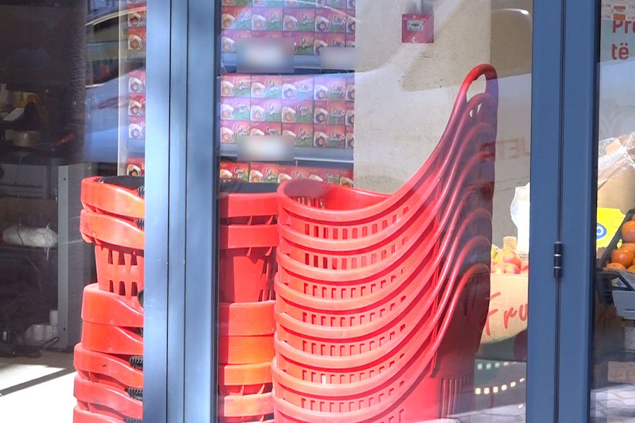 Kosovo citizens launch boycott over rising prices