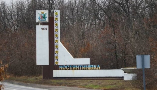 Police boost evacuation in Ukraine's industrial city