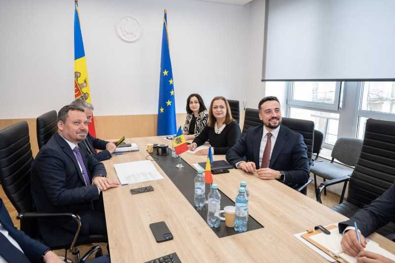 Romania and Moldova Discuss Transport Network Expansion and New Bridges