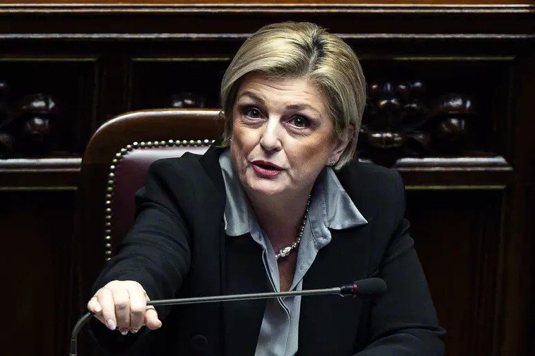 Italy's labor minister dismisses allegations