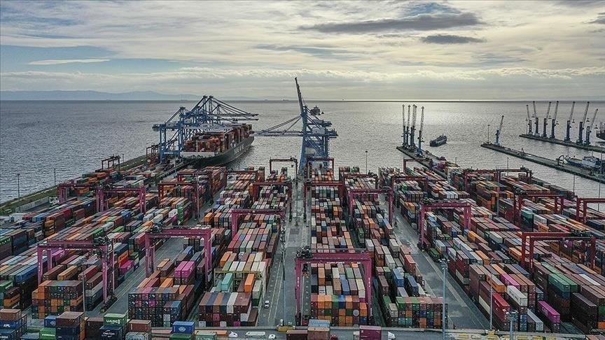 India Can't Replace China Yet