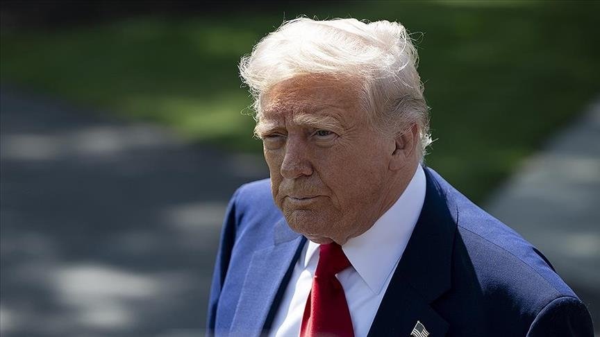 Trump Pushes Tax Cuts, Seeks Time on Economy