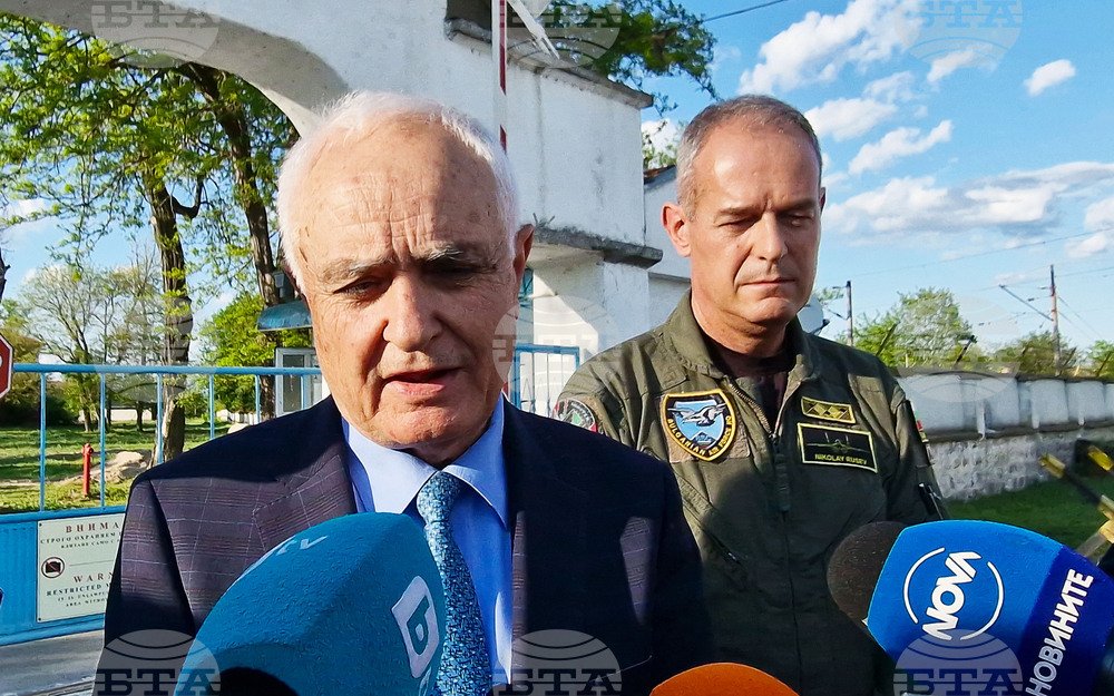 F-16 Glitch Triggers Political Clash