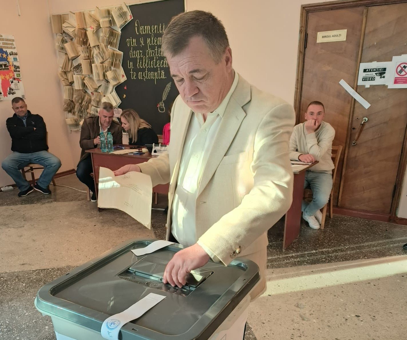 Moldovans Active in Romanian Vote