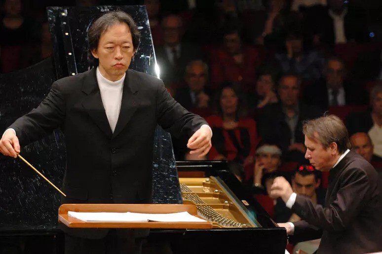 La Scala Announces Leadership Transition