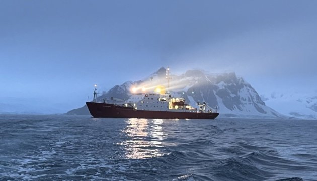 Ukraine’s Antarctic Ship Noosfera Achieves Major Scientific Milestones