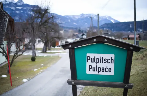 Austria faces renewed pressure to honour Slovenian minority rights