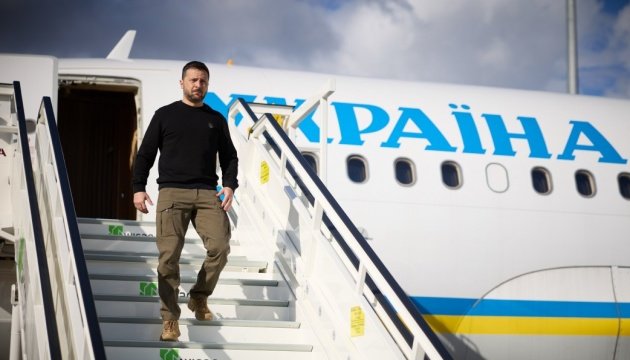 Zelensky Heads to Türkiye for Peace Talks