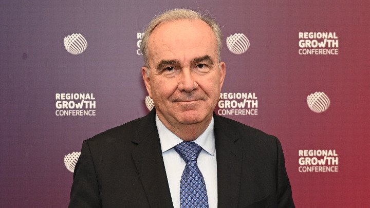 Greece at OECD, EU Talks