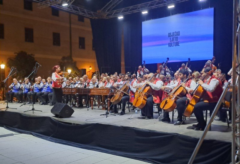 Budapest Gypsy Symphony Orchestra to perform in Croatia