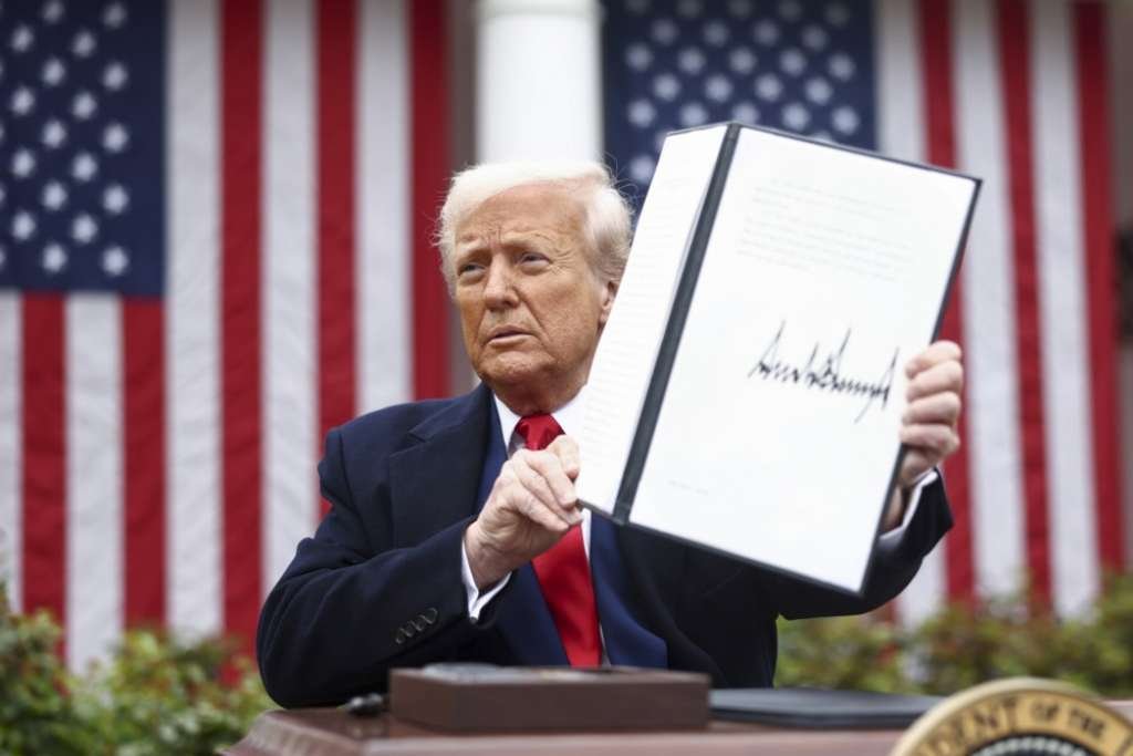 Trump sets June deadline, EU leaders call for de-escalation