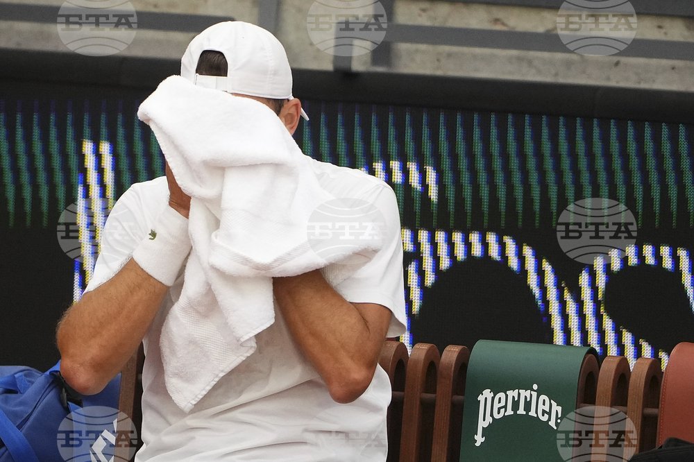 Dimitrov Retires at Roland Garros