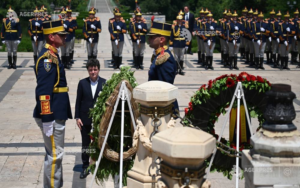 President Dan Honors Heroes, Calls for Unity