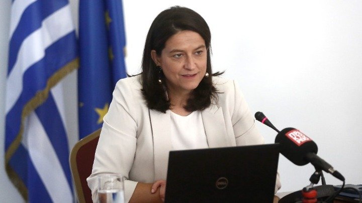 Greeks Returning as Labour Market Shifts