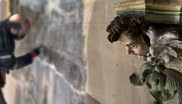 Forgotten Dome Art Unveiled in Ukraine After Decades in Hiding
