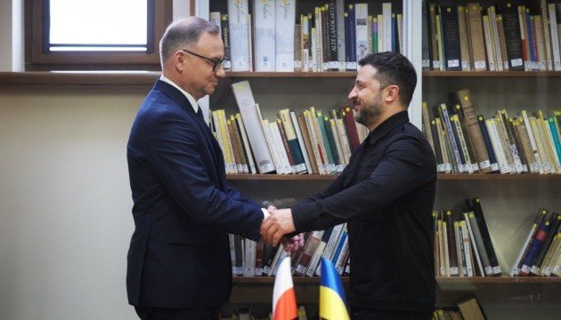 Zelensky Thanks Poland for Ongoing Support Since Invasion's Start