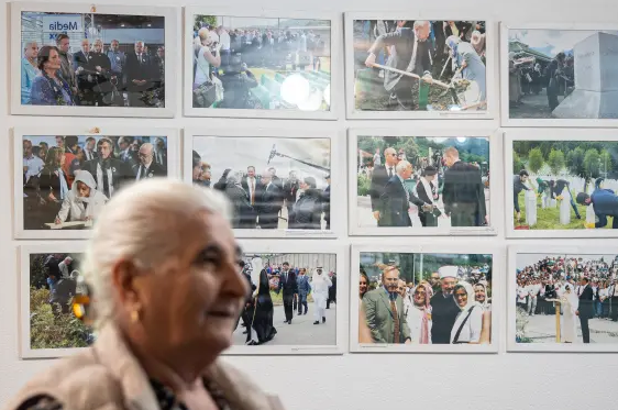 Slovenia honors Mothers of Srebrenica movement