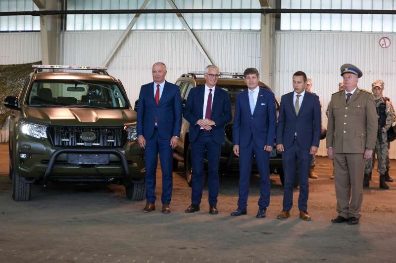 Slovenia delivers military boost to Bosnia's Armed Forces