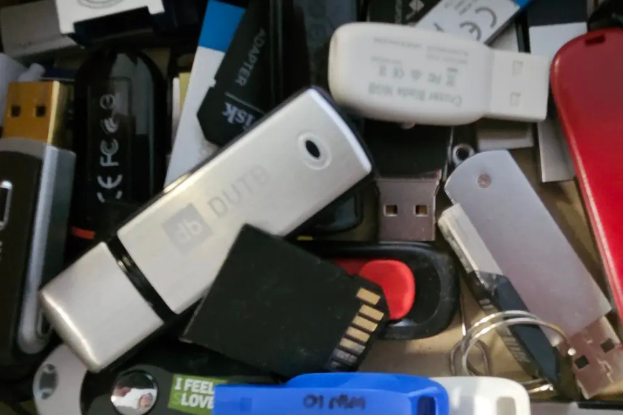 Chinese USBs spark cybersecurity scare in Slovenian government